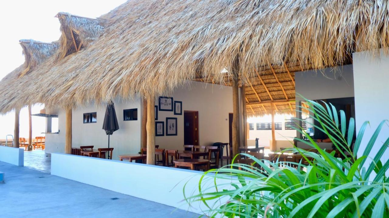 Hotel Kraken Salinas Exteriér fotografie